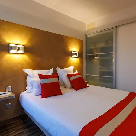 Le Rochelois 3*